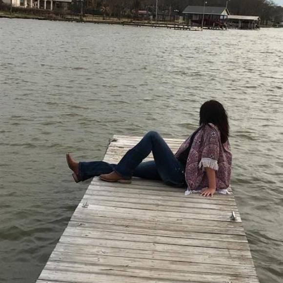 Meet the Posher Other - Meet your Posher, Jayla